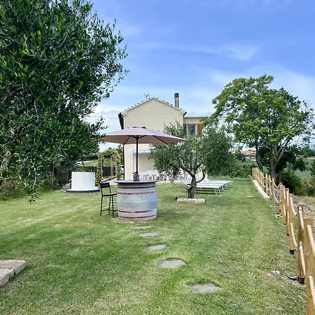 Lellolocations - Casa Solfanuccio * San Costanzo