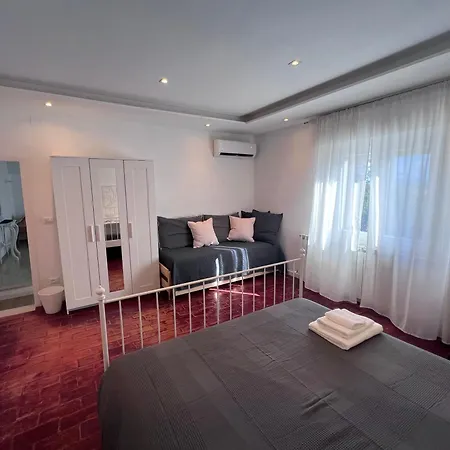 Lellolocations - Casa Solfanuccio Hébergement de vacances *